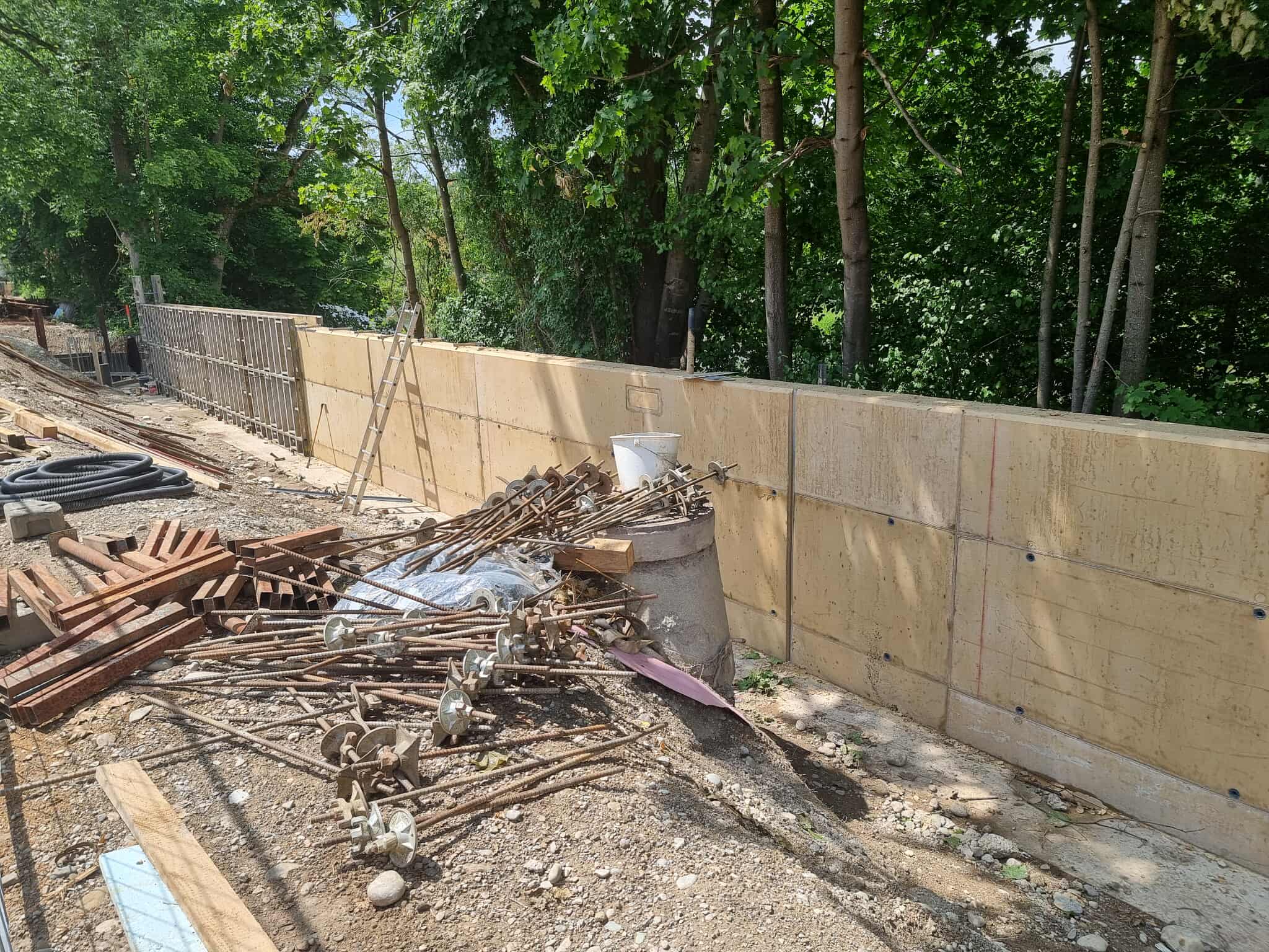 Výstavba oporného múra - Nemecko, 2025